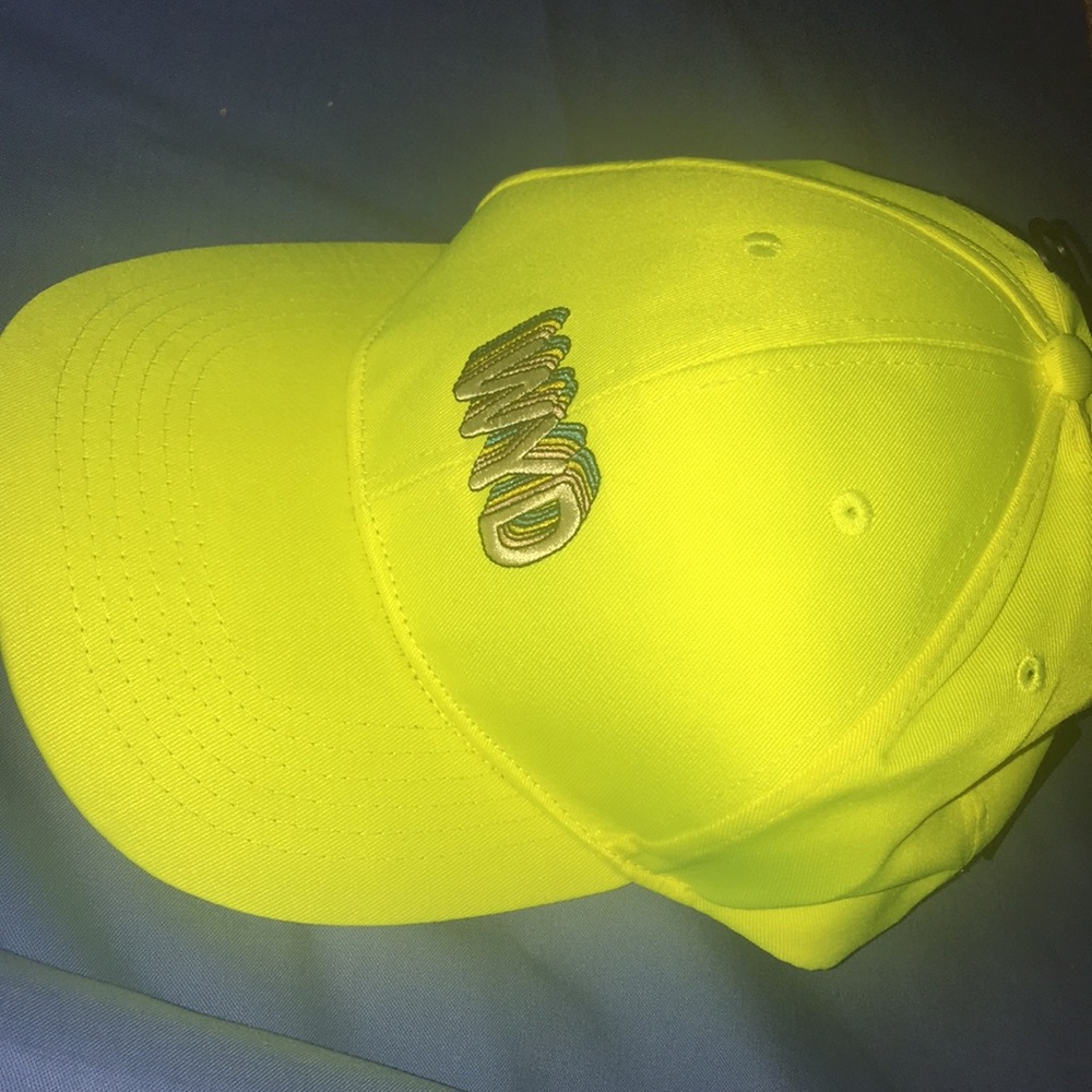 🎉Highlighter yellow forever 21 dad cap 🧢